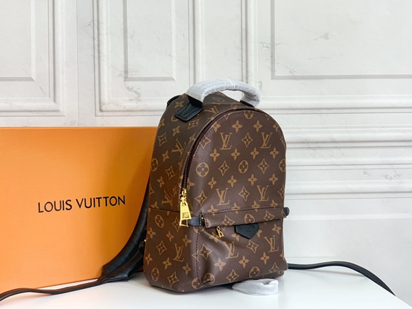 ルイヴィトンバッグ背面デザイン